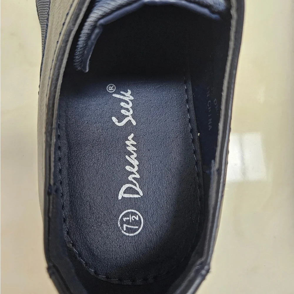 Dream Seek Classic Dress Shoes Men’s 7.5 Navy Lace-Up Black Lace Area
